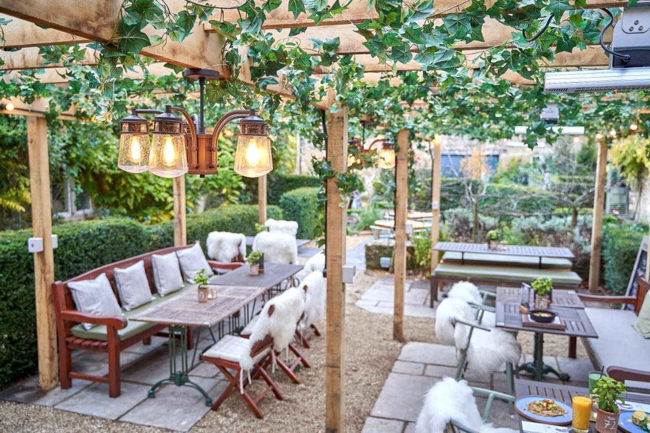 科斯罕 梅休因阿姆斯宾馆酒店 外观 照片 The Pergola